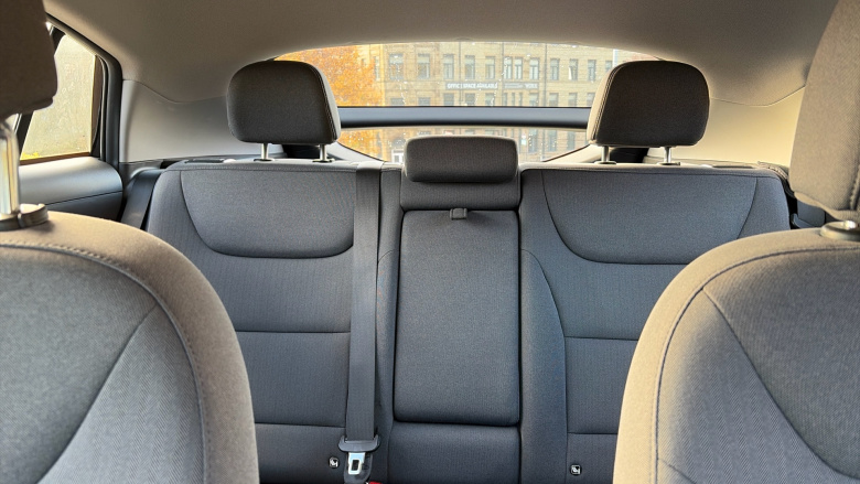 Hyundai IONIQ 1.6 GDi Plug-in Hybrid Premium 5dr DCT Hatchback